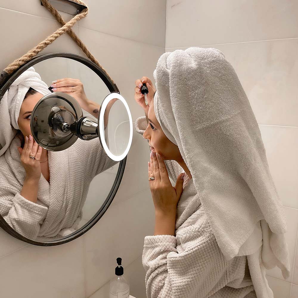 Lana 10x Magnifying Mirror