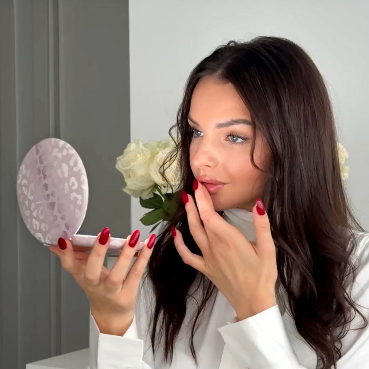 Taylor LED Compact Mirror | Cosmic Leopard