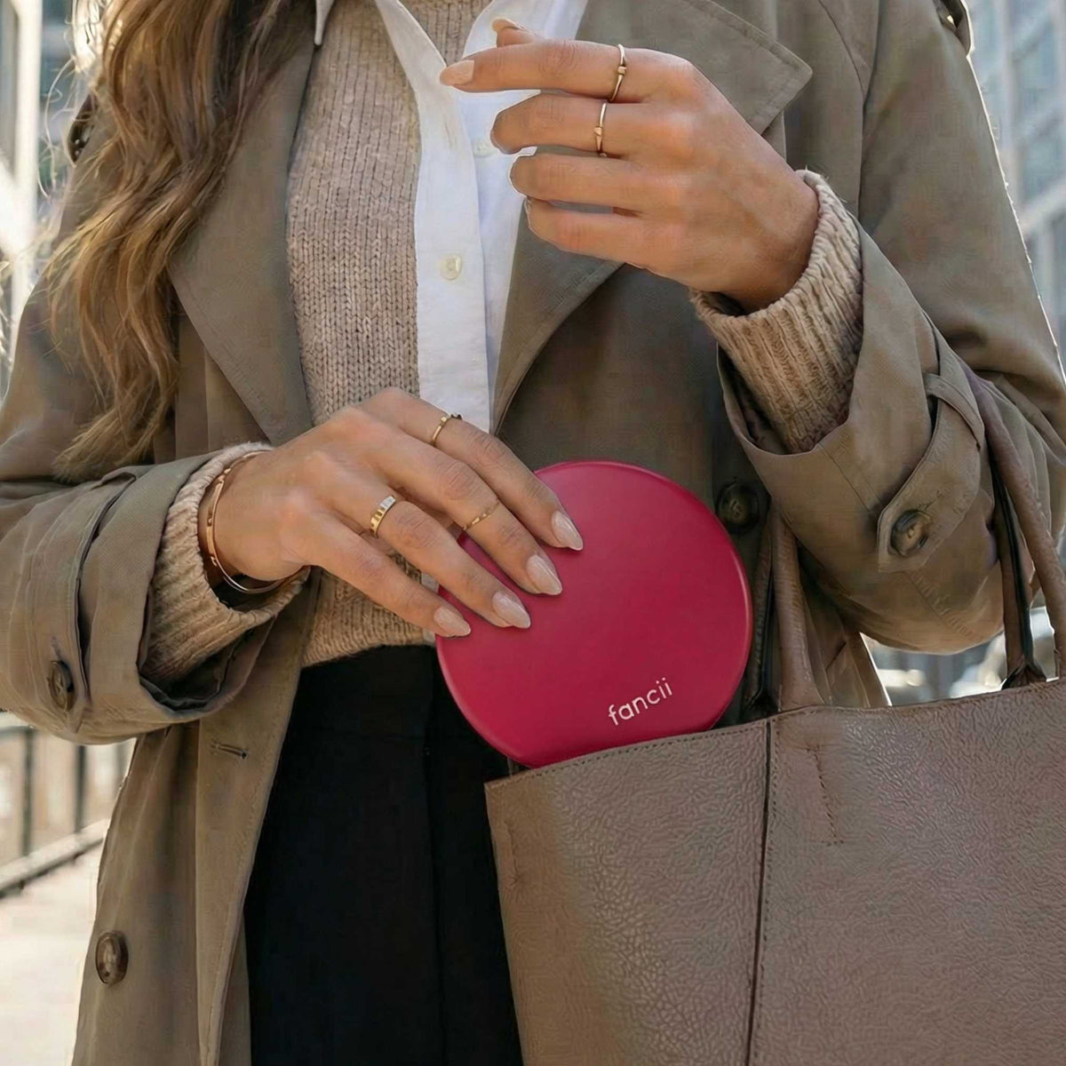 Taylor LED Compact Mirror